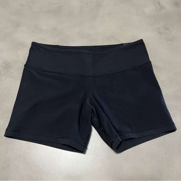 LULULEMON Groove Short 5” Reversible - Picture 4 of 8